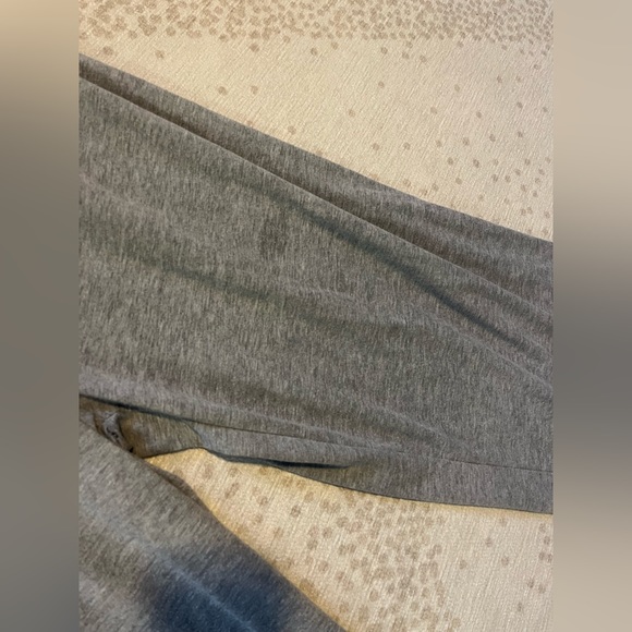 Cropped Lounge Set - Picture 5 of 13